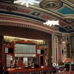 The stage, with everything you need for bingo, without having ruined the interior.
